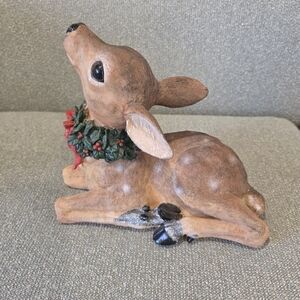 Baby Fawn Spotted Deer  Wreath Christmas Mantle Decor Figurine 7×8 Vintage